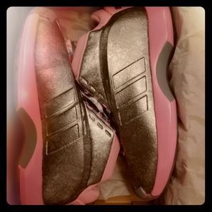 NWT crazy 1 the kobe Florist